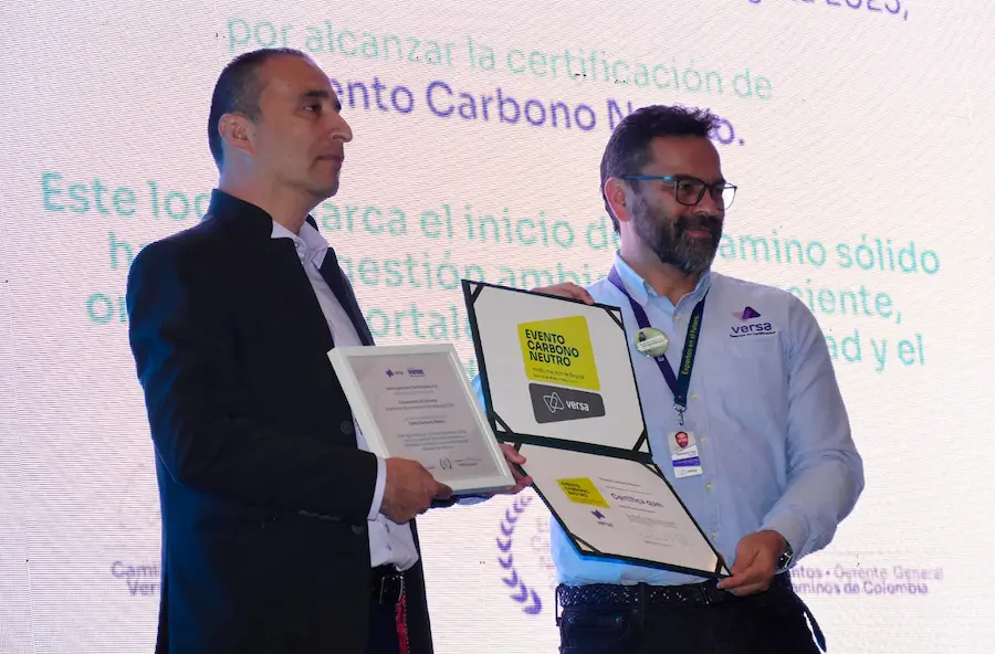 Alfredo Manrique, vocero de la mmB y Germán Yair Garcia, Socio - director de Innovación y Desarrollo de Versa